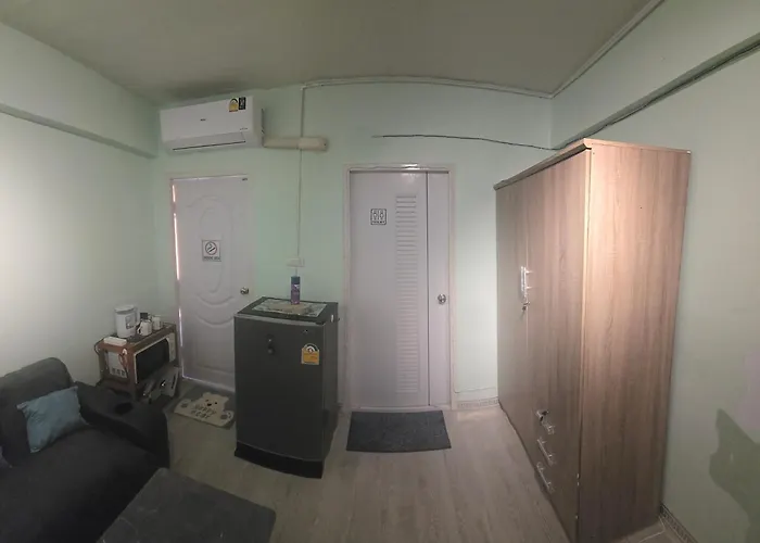 806 Modern Ac With Balcony And Views Apartment Bangkok